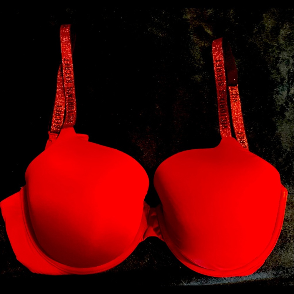 Victoria secret size 40C